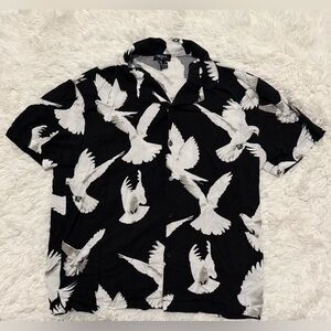 Forever 21 Men’s Black Shirt Size L